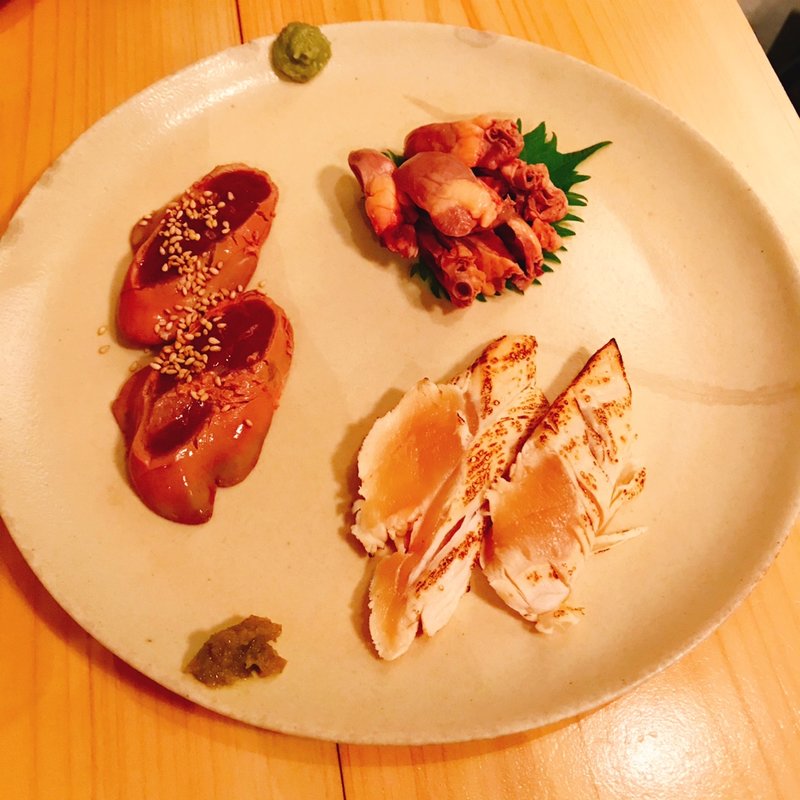 鶏刺し3点盛り(鳥せん （トリセン）)