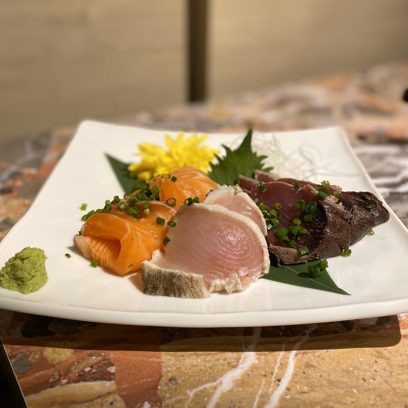 旬魚のお造り盛り合わせ(創作和食と完全個室 和蔵 名古屋栄店)