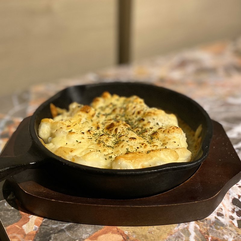 焼き五升芋のグラタン風(創作和食と完全個室 和蔵 名古屋栄店)