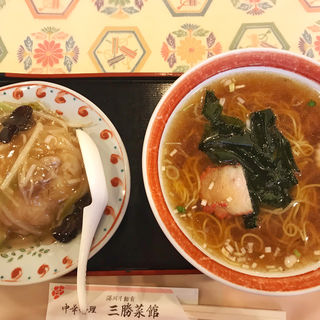中華丼ラーメンセット(三勝菜館)