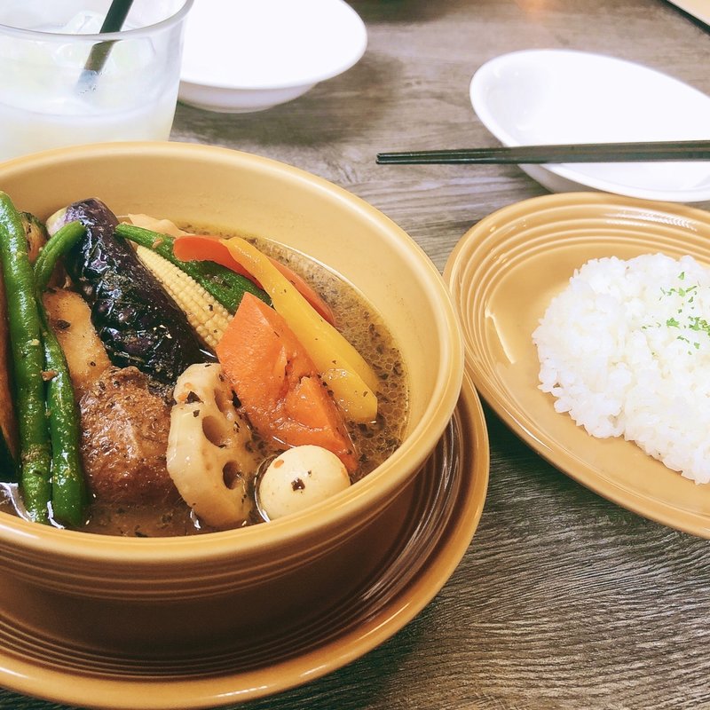 彩り野菜のスープカレー(スープカレー シュガー （Soup curry Sugar）)