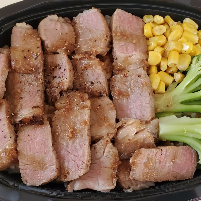 リブロースステーキ弁当(ステーキマフィア)