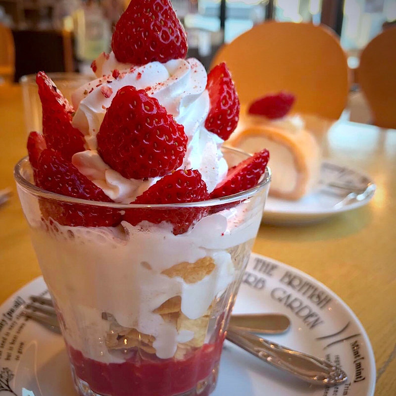 ミニいちごパフェ(ベリーベリーラボ （Berry Very Labo）)