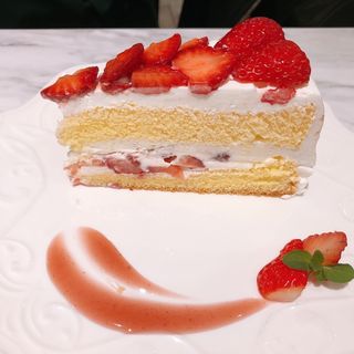 苺たっぷりショートケーキ(カフェラミル　サンシャインシティ店)