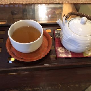 紅大豆茶(蔵 オビハチ （クラ オビハチ）)