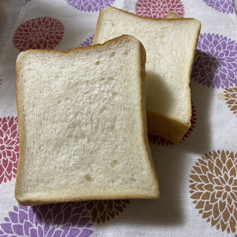 角食(ウララカベーカリー)