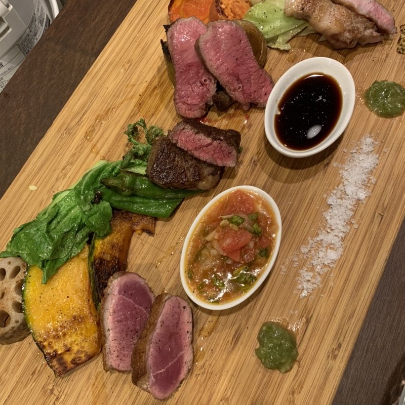 お肉各種　(肉屋うたがわ)