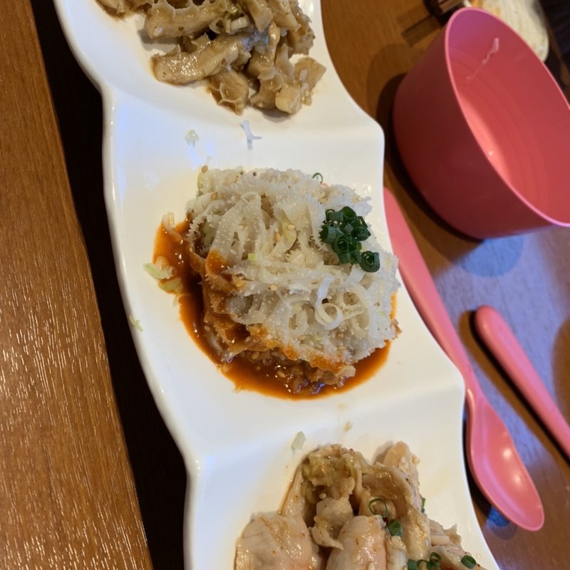  お刺身三種盛り合わせ	(炭火焼ほるもん てっぽう)