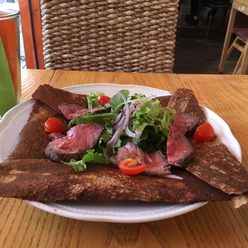 製ローストビーフのガレット(cafe　363 （カフェサンロクサン）)