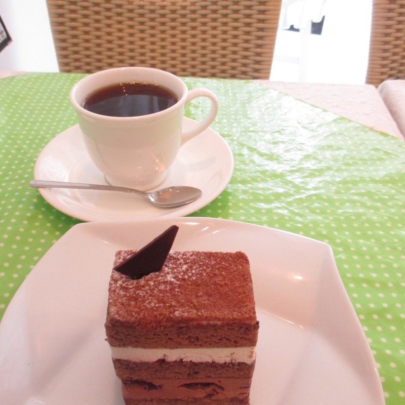 フォレノワール(パティシエコーイチ 玉造・真田山店)