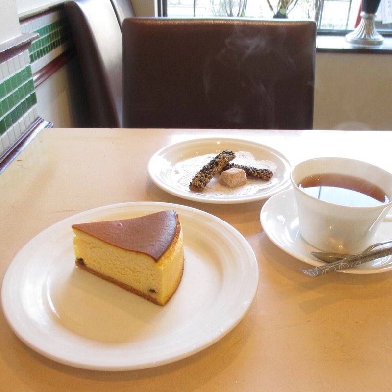 ベイクドチーズケーキ(パティスリーユウジ （Patisserie Yuji）)