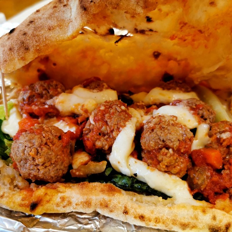 パニーニ（肉団子）(Pizzeria da peppe NAPOLI STA'CA" KOMAZAWA)