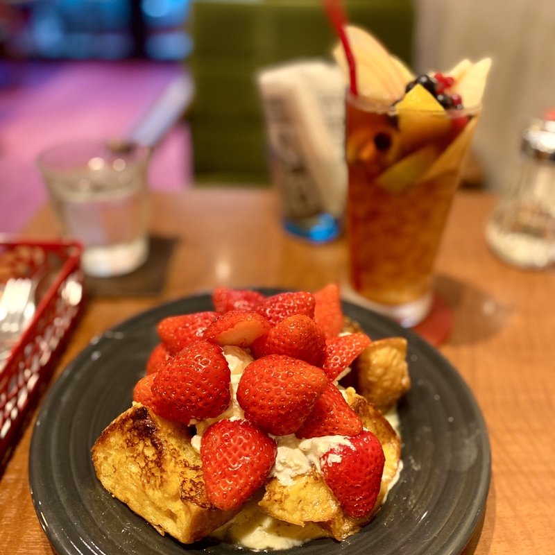 いちごのフレンチトースト(チンクエチェント )
