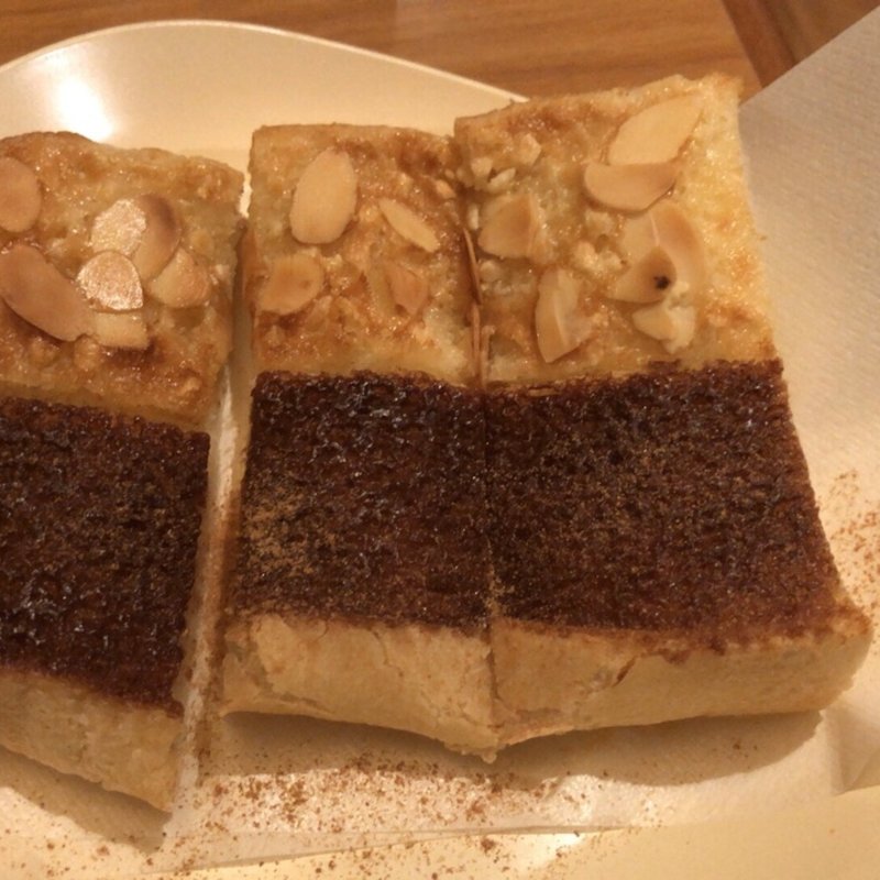 アーモンド&シナモントースト(はまもとコーヒー)