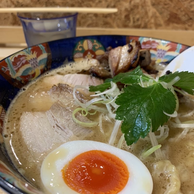 特製手揉み和風豚骨らーめん(麺FACTORY JAWS 2nd)