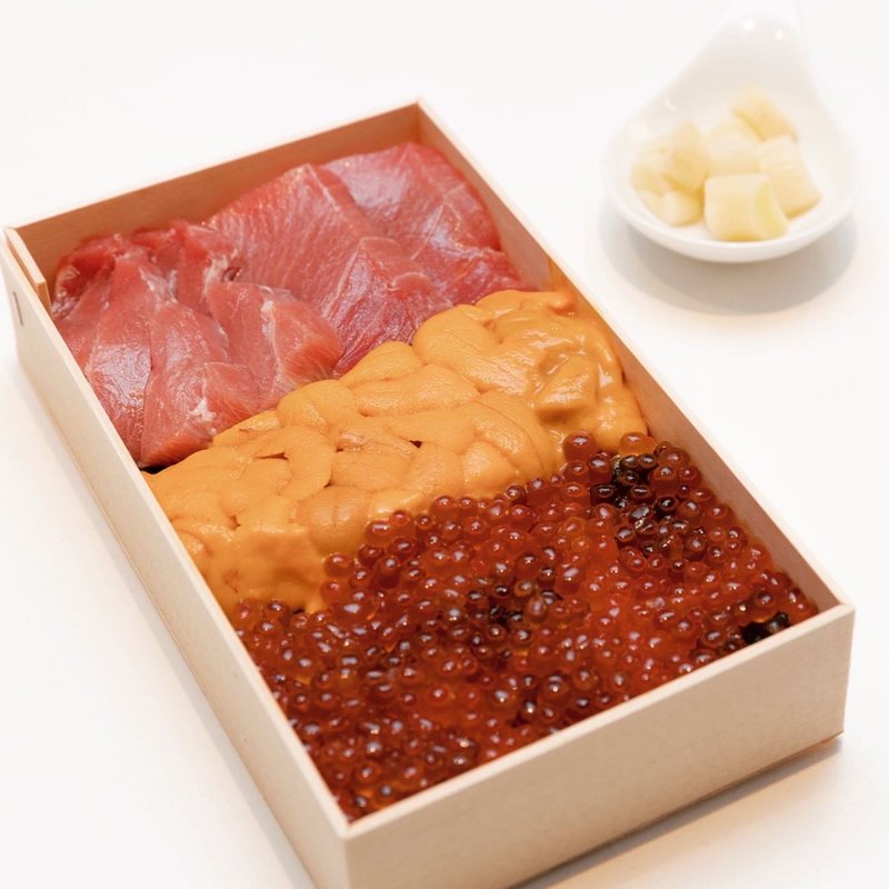 トロ雲丹いくらチラシ(鮨 由う)