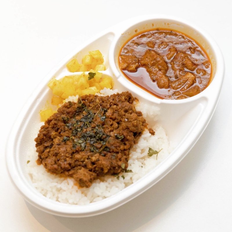 テイクアウト 2種がけカレー弁当(アンドビール)