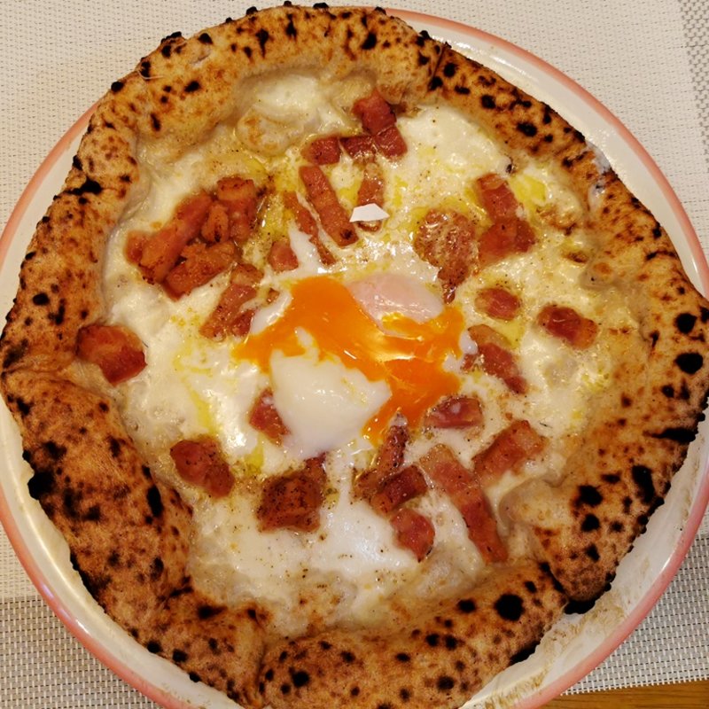 ピッツァ・カルボナーラ(PIZZERIA DA GRANZA)