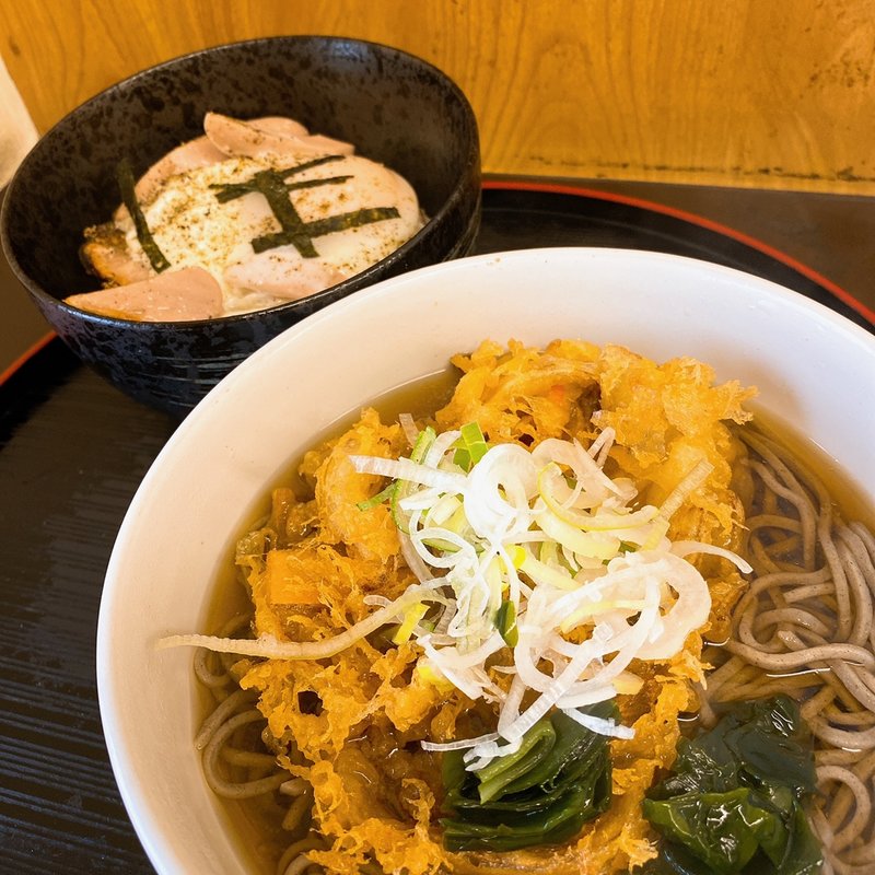 目玉焼き丼セット ＋ かき揚げ(てっちゃん )