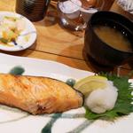 鮭の甘塩焼き(つばき食堂 銀座店)
