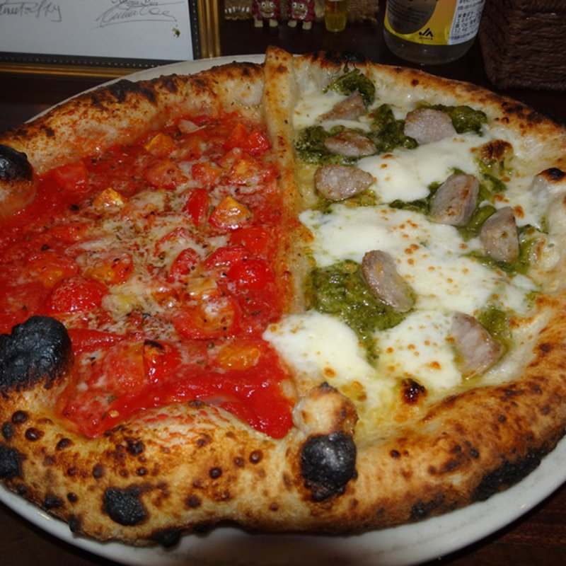 マリナーラ・スタリタ＆サルシッチャ・エ・フリアリエッリ(イル リトロボ)