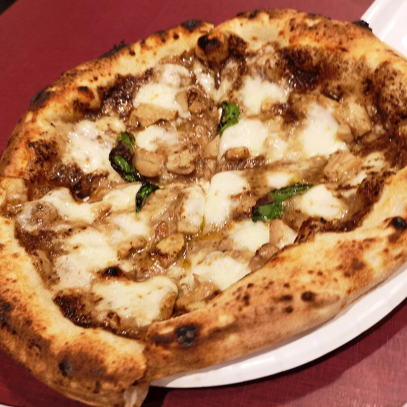 タルトゥーフォ(ソロピッツァ ナポレターナ ダ ドンアドルフォmozo店)