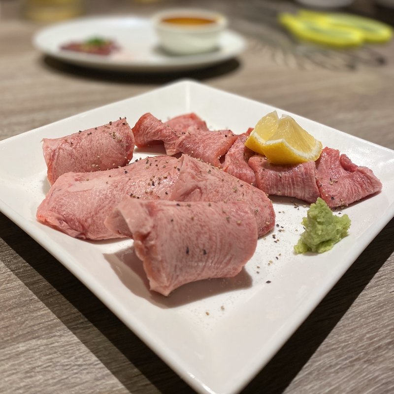 和牛 生塩タン(蘭)