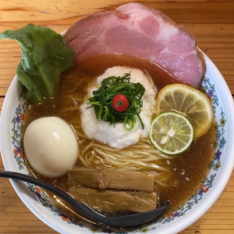 煮干しの冷やしらーめん(極麺 青二犀 （ゴクメン アオニサイ）)