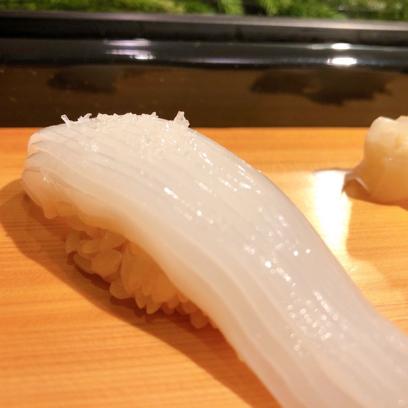 鮨(鮨屋 とんぼ)