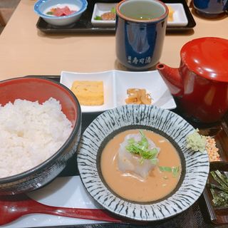 鯛胡麻だれ(築地寿司清 グランスタ八重洲店)