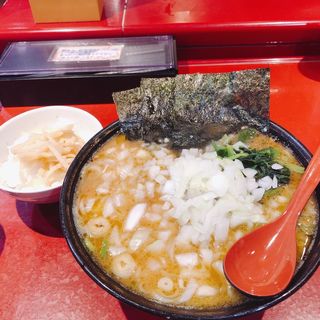 ラーメン中盛り　麺固め(ラーメン 厚木家)