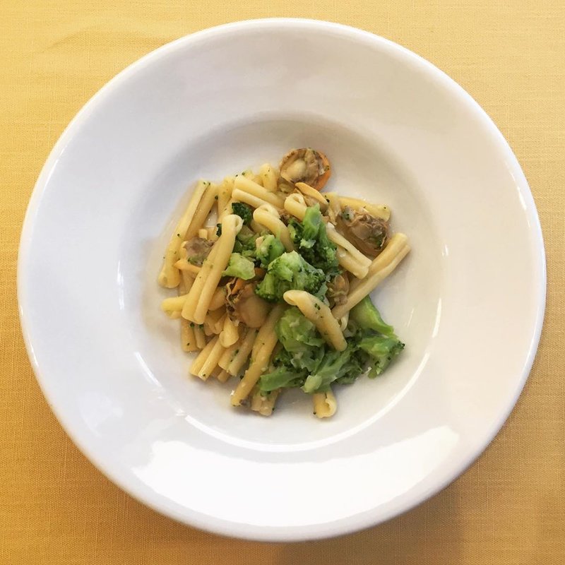 菜の花とベビーホタテのアーリオオーリオ(ラゴッチャ東京)