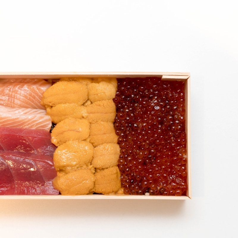 サクラマス鮪うにイクラちらし(鮨 由う)