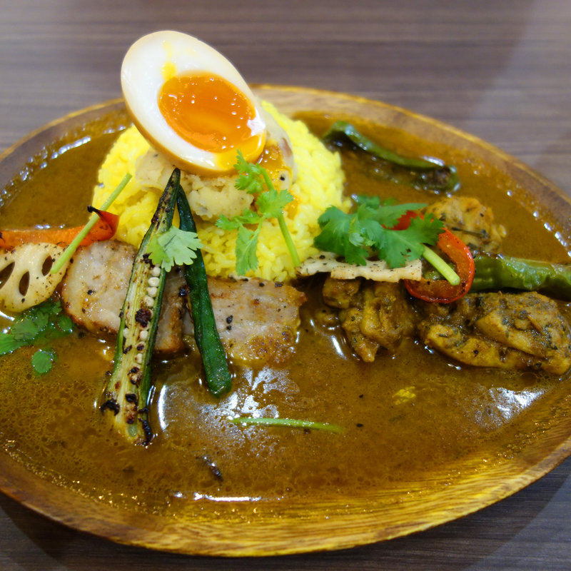 自家製ベーコン＆燻ポテマヨ付チキンカレー(大名カレー中村屋)