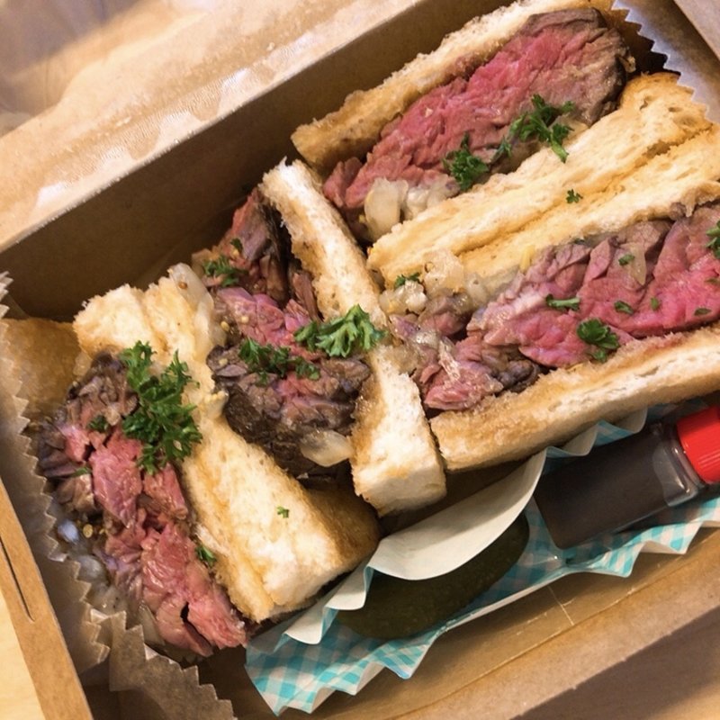 流川ステーキサンド(流川洋食酒場ぶると味 )