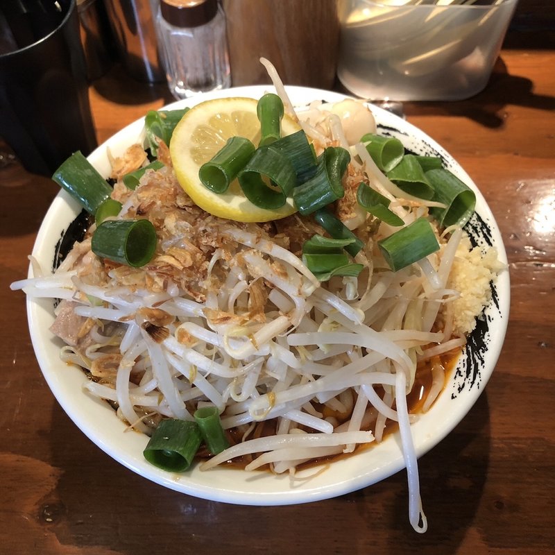 四川麻辣麺(のスたOSAKA 難波千日前店  （ノスタオオサカ）)