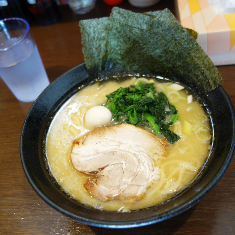 塩ラーメン(並)(家系ラーメン 壱壱家（いちいちや）)