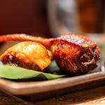 手羽餃子（2ヶ）(肉汁餃子のダンダダン 新川崎店)