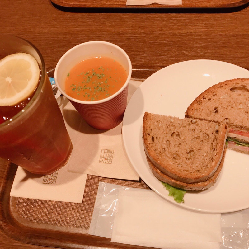 BLTサンド  ランチサラダセット(上島珈琲店 ピオニウォーク東松山店)