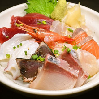 鮮魚海鮮丼(白石路地裏和顔jr ニジヒコ)