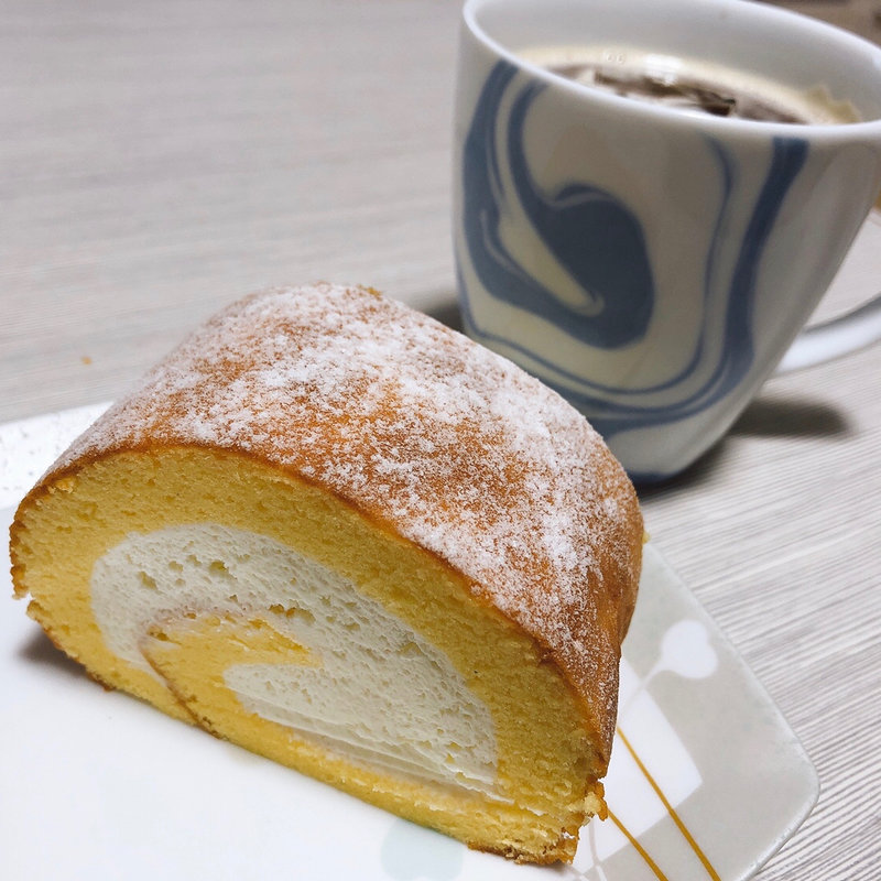 ロールケーキ(治一郎　ＪＲ博多シティ店)