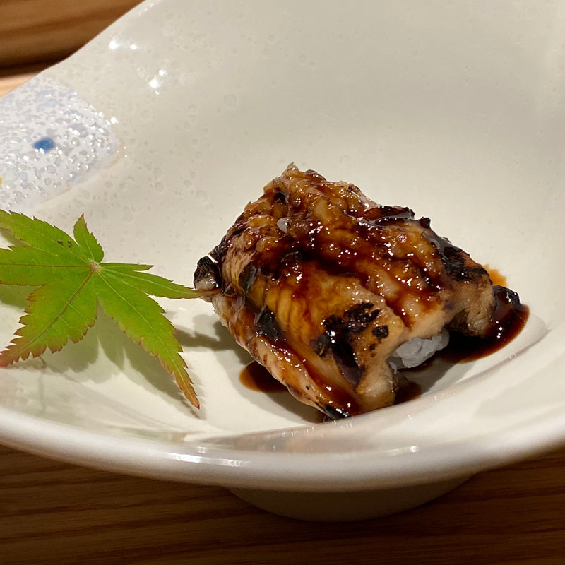 煮穴子（徳島産）(照鮨)