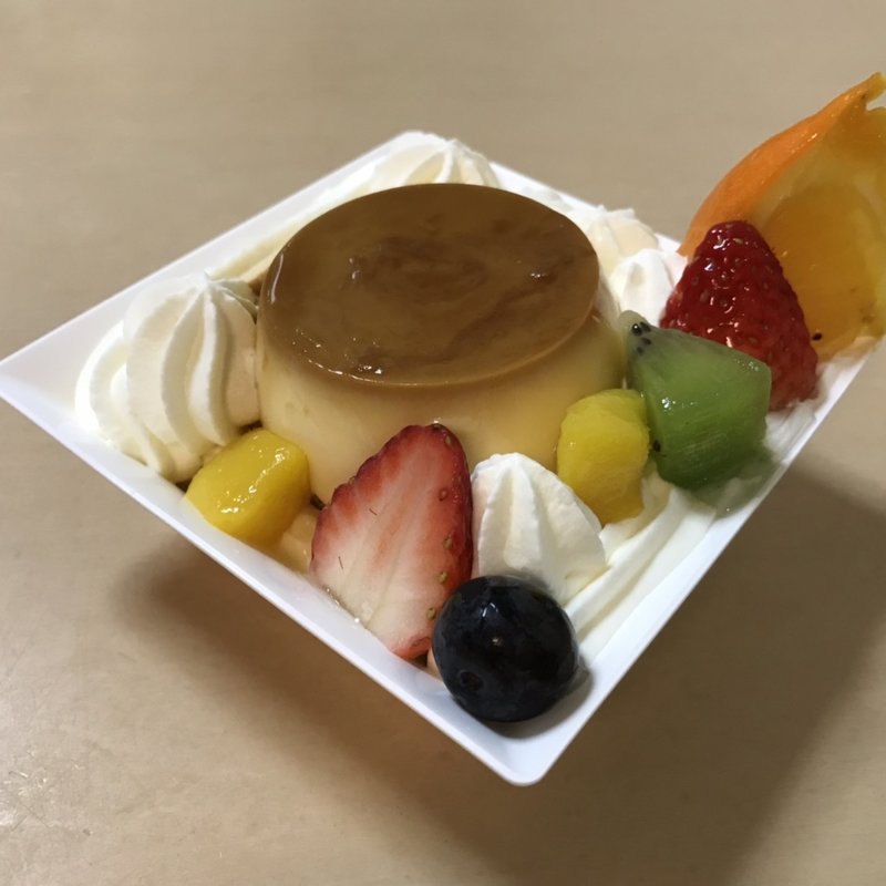 プリンアラモード(シャトレーゼ)