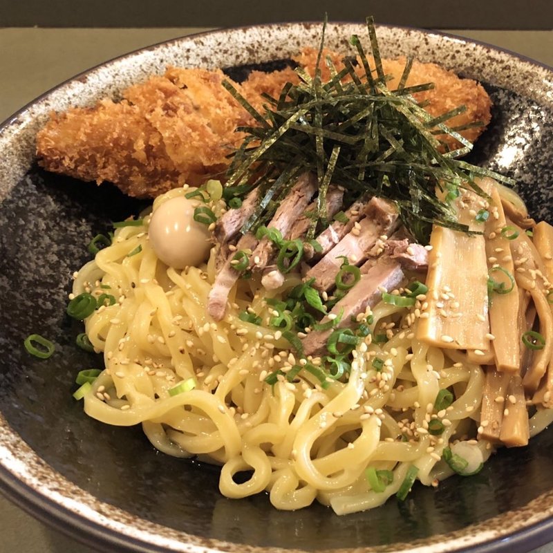 冷やしカツのせ油そば(懐旨新味 かつの花 )