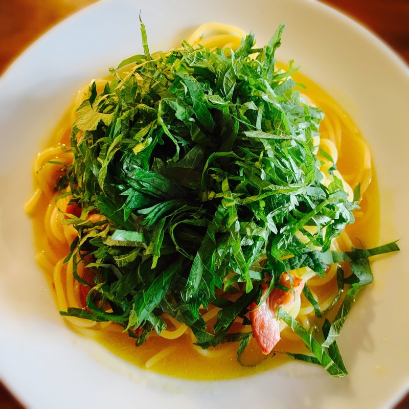 ベーコンと大葉のペペロンチーノ(カルネジーオウエスト)