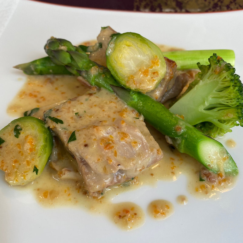 北海道産仔牛 バラ肉のテネローニ(レストラン・ピウ)