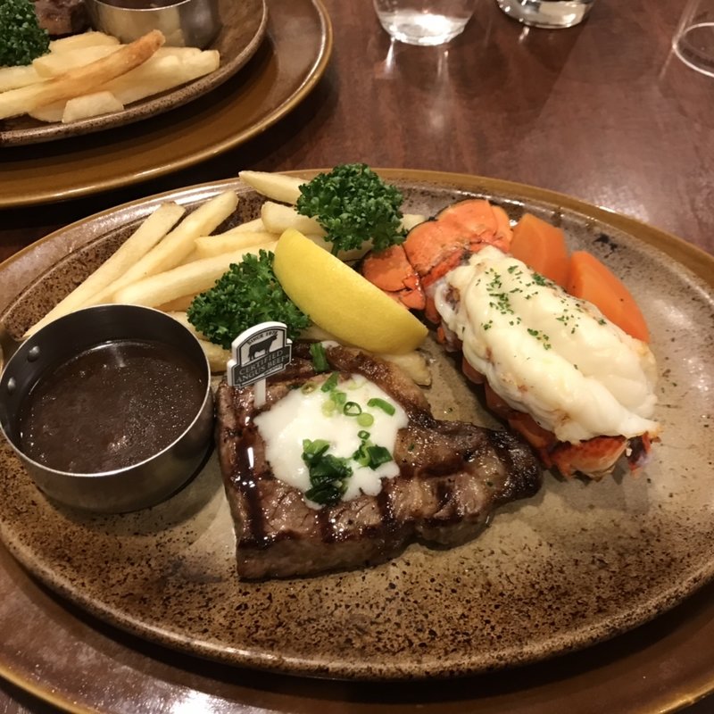 ステーキ(ロイヤルホスト下山手店)