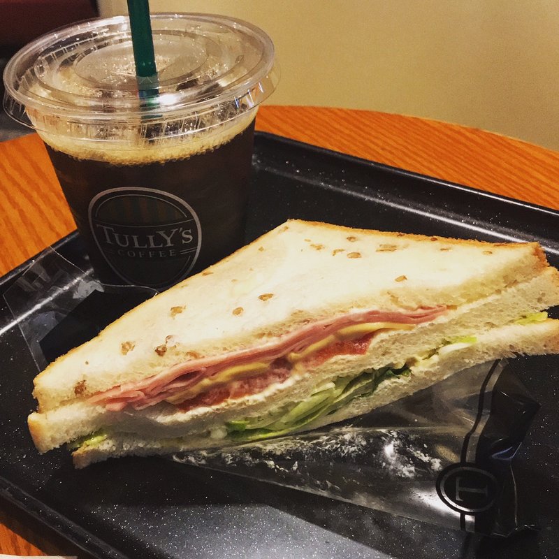 HLT(タリーズコーヒー 上野広小路店)