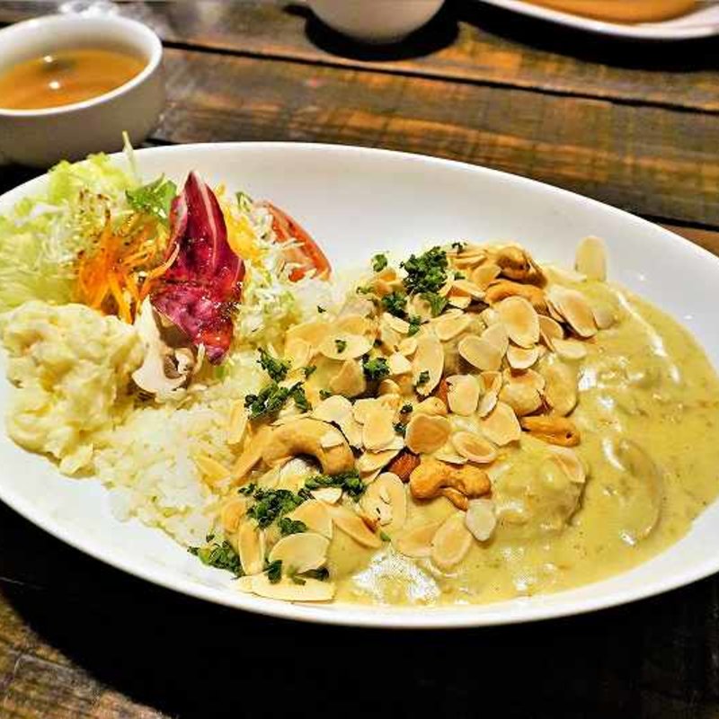 ナッツ5兄弟(タムラ倉庫)