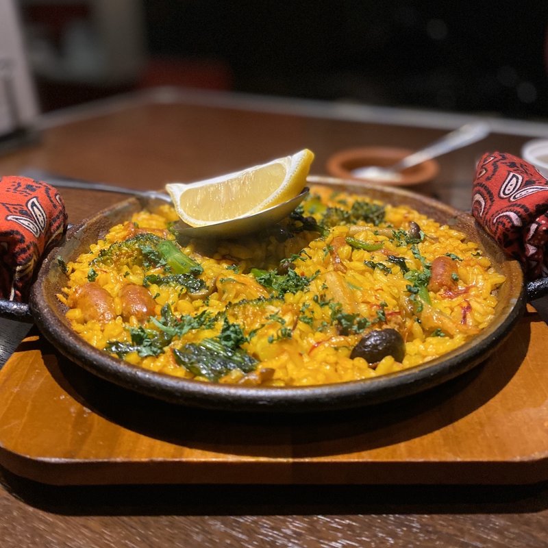 ソーセージとしめじのパエリア(EL-SOL 津駅前店　 （エルソル）)